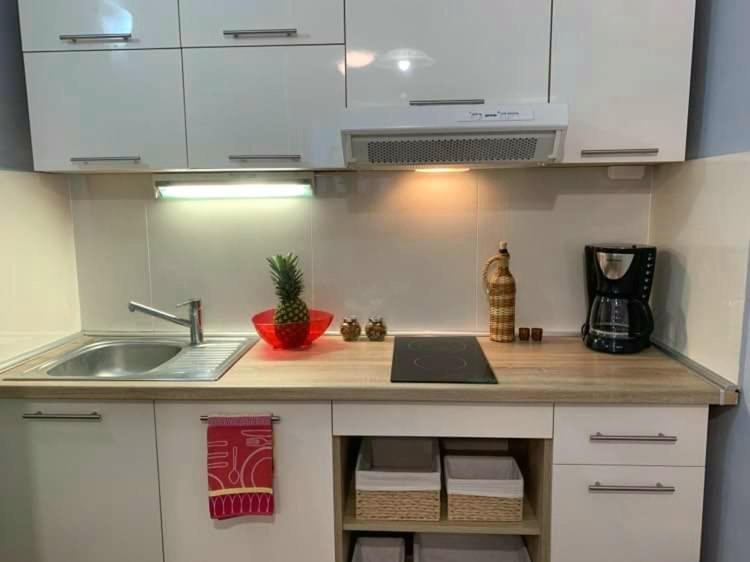 Fresh Apartments Dar Orlic Trogir Ngoại thất bức ảnh